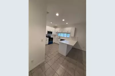 2927 Bogota Avenue, Hollywood, FL 33026 - Photo 3