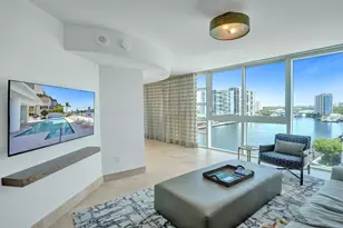 715 Bayshore Dr, Fort Lauderdale, FL 33304 - Photo 19