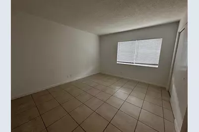 515 S Sequoia Drive #109, West Palm Beach, FL 33409 - Photo 7