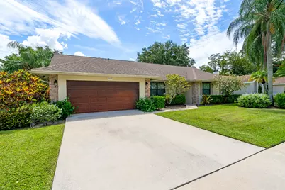 1532 Primrose Lane, Wellington, FL 33414 - Photo 1