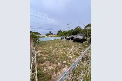 1310 Palm Beach Lakes Boulevard, West Palm Beach, FL 33401 - Photo 11