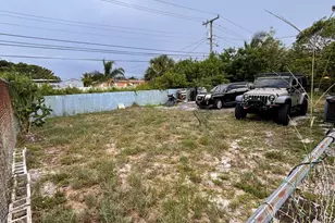 1310 Palm Beach Lakes Blvd, West Palm Beach, FL 33401 - Photo 11