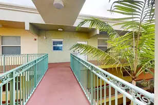 1610 Presidential Way, West Palm Beach, FL 33401 - Photo 1