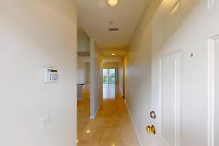 1610 Presidential Way, West Palm Beach, FL 33401 - Photo 3