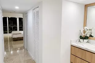 1717 N Bayshore Dr, Miami, FL 33132 - Photo 31
