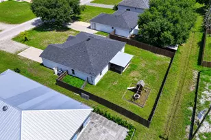 7726 102nd Ave, Vero Beach, FL 32967 - Photo 5