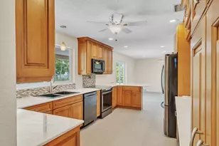 11901 NW 25th St, Plantation, FL 33323 - Photo 17