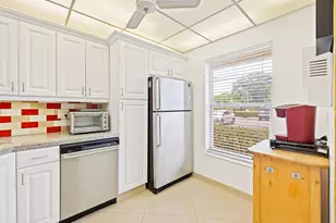 6300 NW 62nd St, Tamarac, FL 33319 - Photo 5