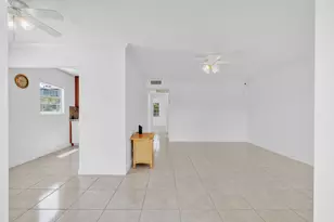 169 Suffolk E, Boca Raton, FL 33434 - Photo 5