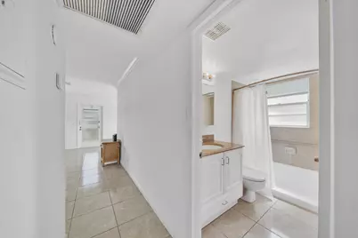 169 Suffolk E, Boca Raton, FL 33434 - Photo 25