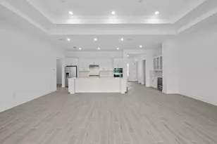 2082 Don Benito Wy, Naples, FL 34120 - Photo 25