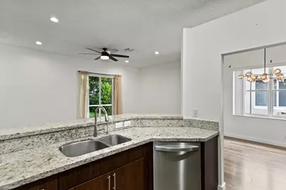 1071 Bluewood Terrace, Weston, FL 33327 - Photo 11