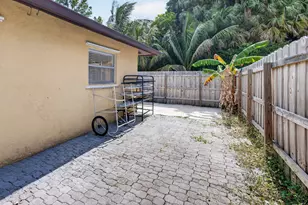 4873 Arthur St, Palm Beach Gardens, FL 33418 - Photo 29