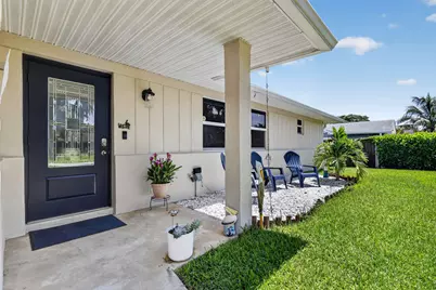 2843 Worcester Road, Lake Worth, FL 33462 - Photo 3