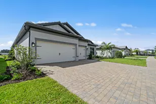1992 Don Benito Wy, Naples, FL 34120 - Photo 3