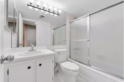 9450 Poinciana Place #211, Davie, FL 33324 - Photo 11