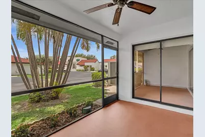 299 NW 36th Avenue, Deerfield Beach, FL 33442 - Photo 23