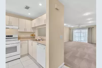 299 NW 36th Avenue, Deerfield Beach, FL 33442 - Photo 7
