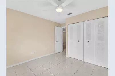 299 NW 36th Avenue, Deerfield Beach, FL 33442 - Photo 37