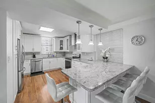 18181 NE 31st Ct, Aventura, FL 33160 - Photo 9