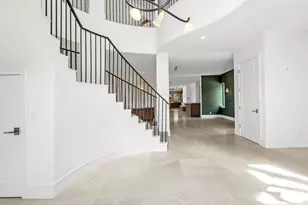 2300 NE 34th Ct, Lighthouse Point, FL 33064 - Photo 17