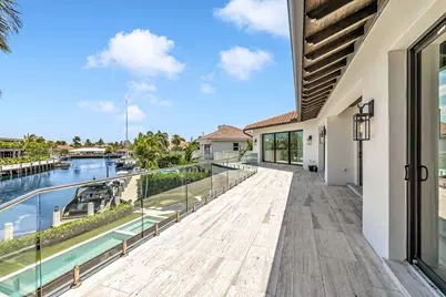 2300 NE 34th Court, Lighthouse Point, FL 33064 - Photo 11