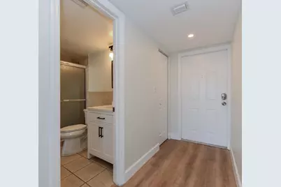 1605 S US Highway 1 #M1-403, Jupiter, FL 33477 - Photo 9