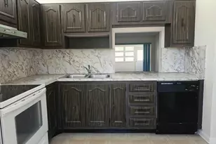 713 Nantucket Cir, Lake Worth, FL 33467 - Photo 3