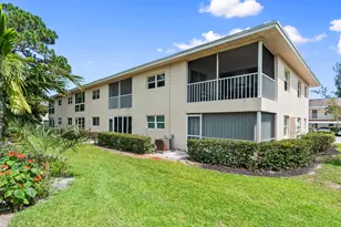 2950 SE Ocean Blvd, Stuart, FL 34996 - Photo 23
