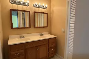 310 Racquet Club Rd, Weston, FL 33326 - Photo 7