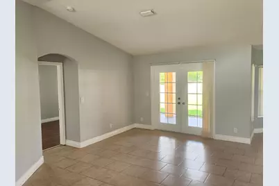 425 SW McComb Avenue, Port Saint Lucie, FL 34953 - Photo 3