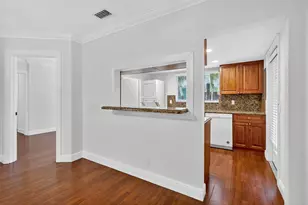 49 SE 7th Ave, Delray Beach, FL 33483 - Photo 9