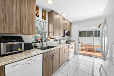 18762 Candlewick Drive, Boca Raton, FL 33496 - Photo 9