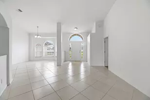 1118 SW Del Rio Blvd, Port Saint Lucie, FL 34953 - Photo 7