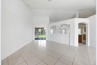 1118 SW Del Rio Boulevard, Port Saint Lucie, FL 34953 - Photo 5