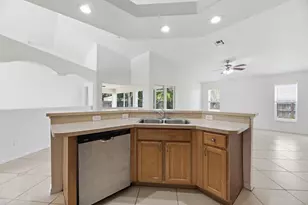 1118 SW Del Rio Blvd, Port Saint Lucie, FL 34953 - Photo 13