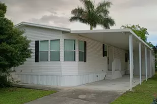 2080 SW 85th Ave, Davie, FL 33324 - Photo 1