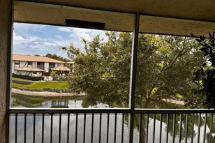 2423 NW 89th Dr, Coral Springs, FL 33065 - Photo 5