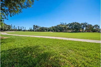 1391 E Golfview Drive #1391, Pembroke Pines, FL 33026 - Photo 29