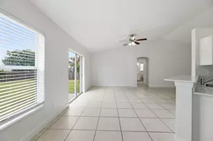 201 SW Amesbury Ave, Port Saint Lucie, FL 34953 - Photo 13