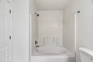 201 SW Amesbury Ave, Port Saint Lucie, FL 34953 - Photo 27