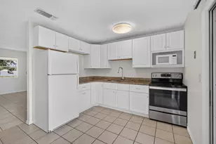 708 SW Gardens Blvd, Palm City, FL 34990 - Photo 15
