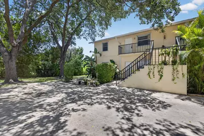 708 SW Gardens Boulevard, Palm City, FL 34990 - Photo 7