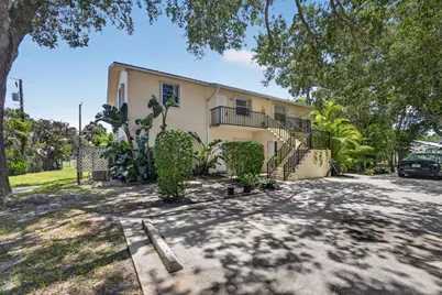 708 SW Gardens Boulevard, Palm City, FL 34990 - Photo 5