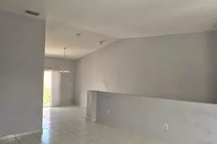 7211 NW 174th Terrace, Hialeah, FL 33015 - Photo 7