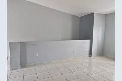 7211 NW 174th Terrace #203, Hialeah, FL 33015 - Photo 5