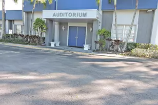 2621 Barkley Dr W, West Palm Beach, FL 33415 - Photo 33