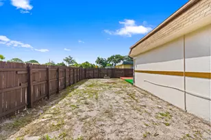 3930 NW 207 St Rd, Miami Gardens, FL 33055 - Photo 21