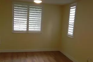 577 SW 111th Ln, Pembroke Pines, FL 33025 - Photo 9
