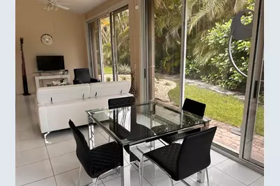 8884 Shoal Creek Lane, Boynton Beach, FL 33472 - Photo 11